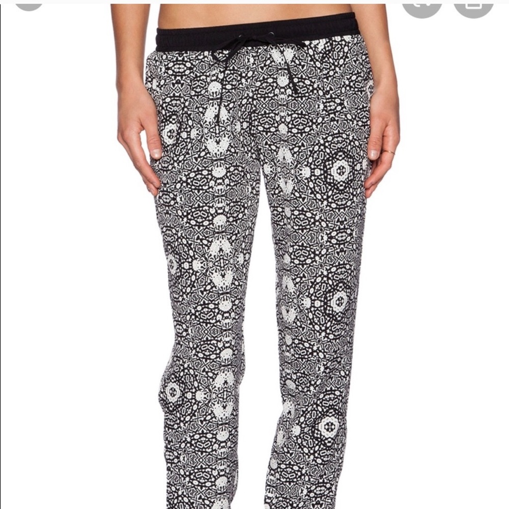Sanctuary spring joggers in spring tile size 8